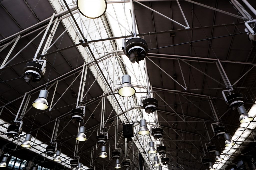 Energy Efficient Commercial Lighting
